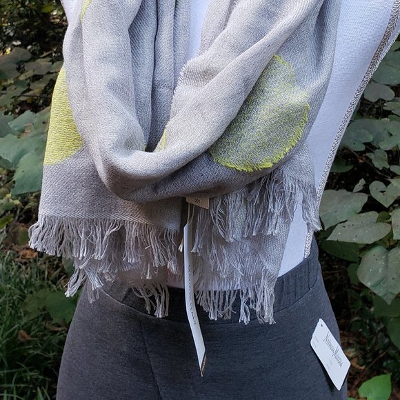 TALBOTS Wool Blend Fringed Scarf Oblong Grey Chartreuse New - Picture 7 of 11